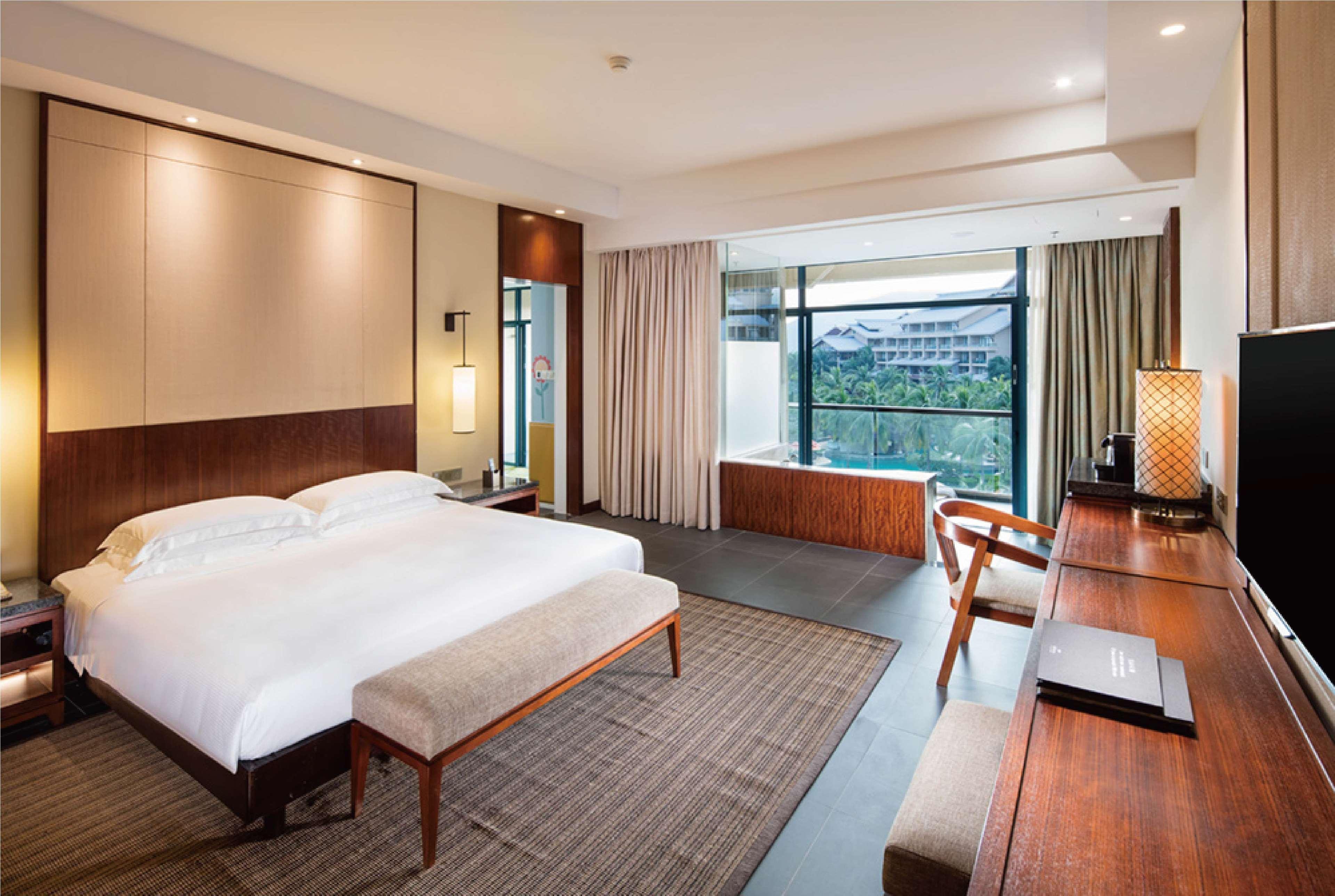 Hilton Sanya Yalong Bay Resort & Spa Екстер'єр фото