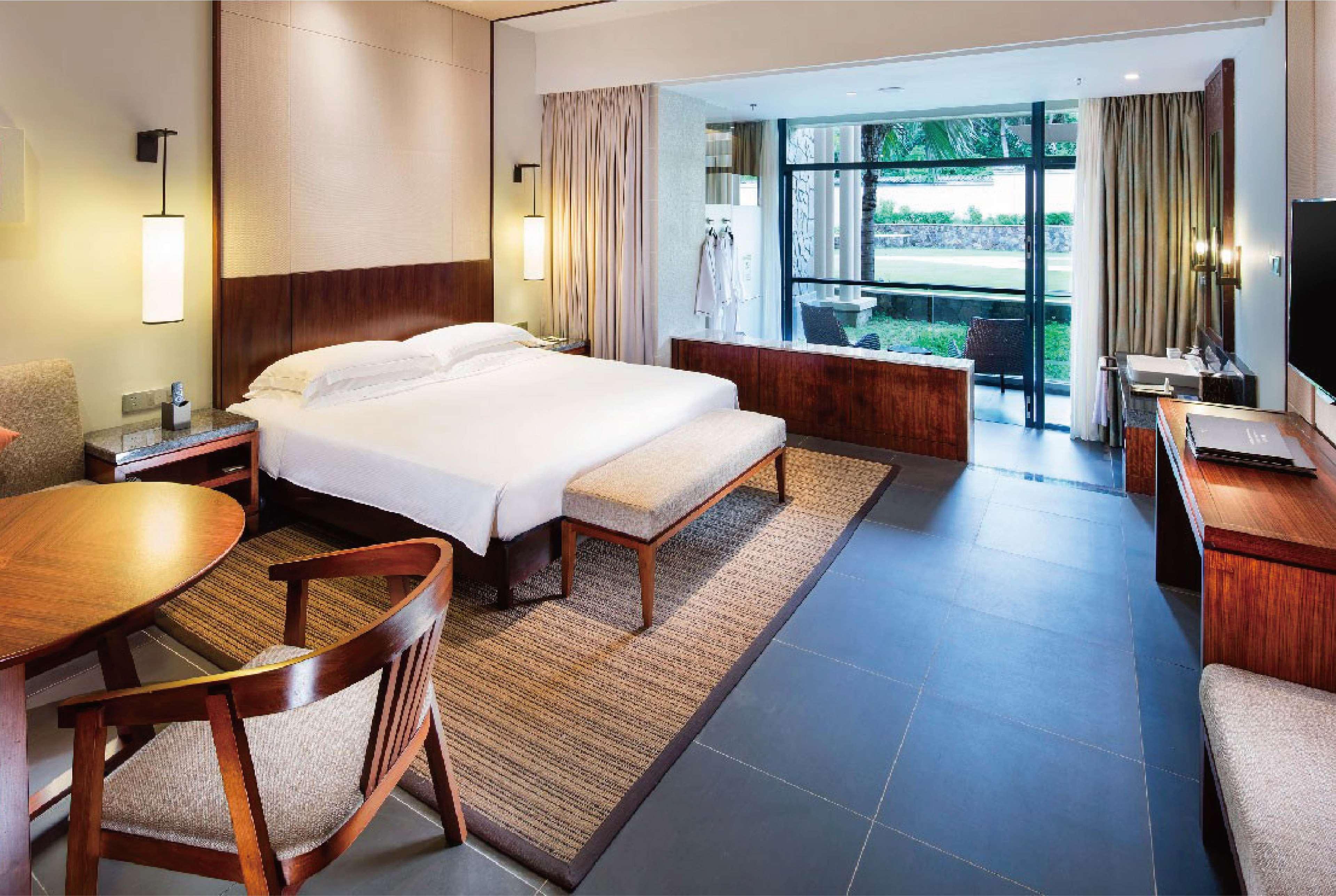 Hilton Sanya Yalong Bay Resort & Spa Екстер'єр фото