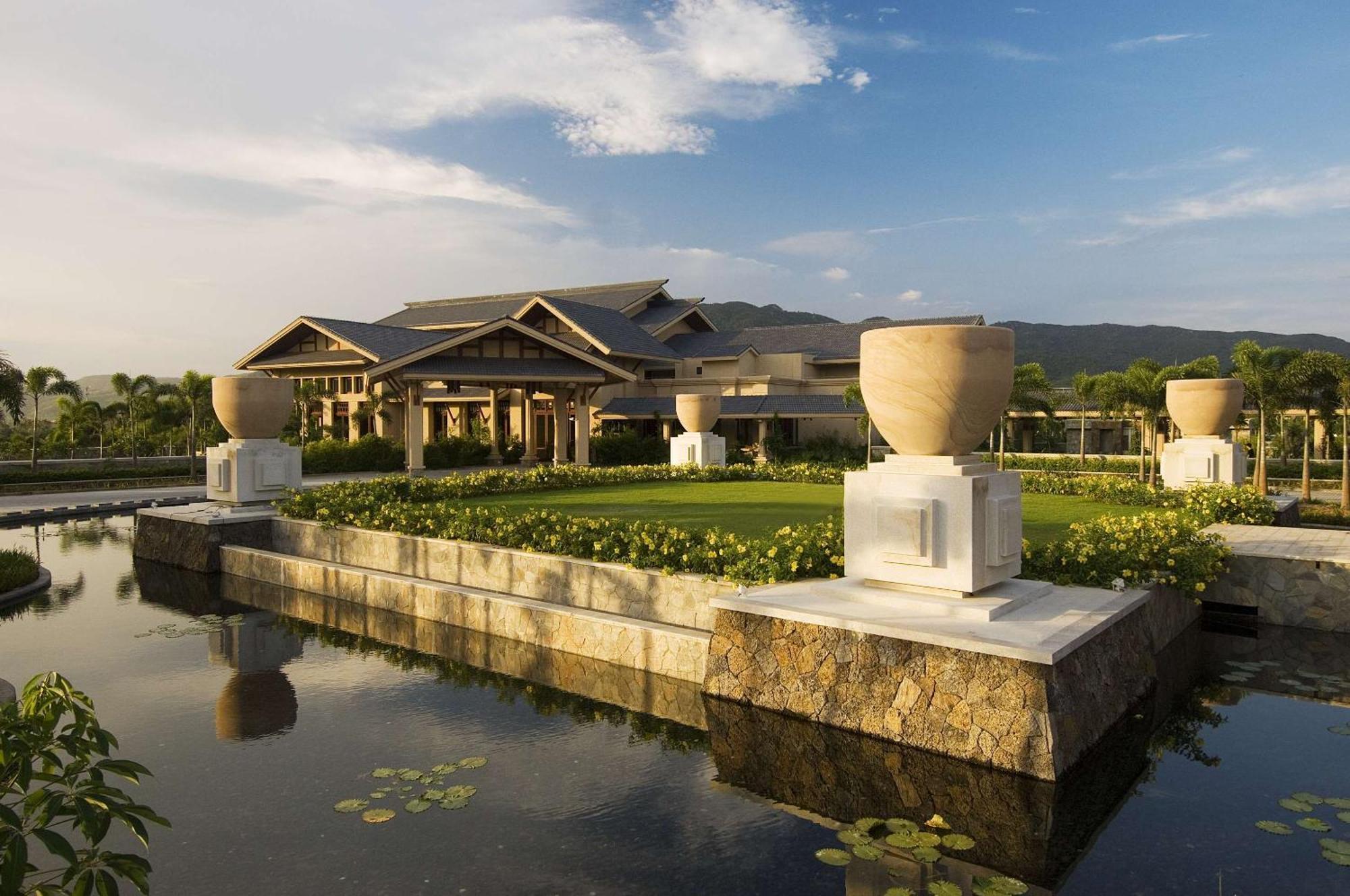 Hilton Sanya Yalong Bay Resort & Spa Екстер'єр фото